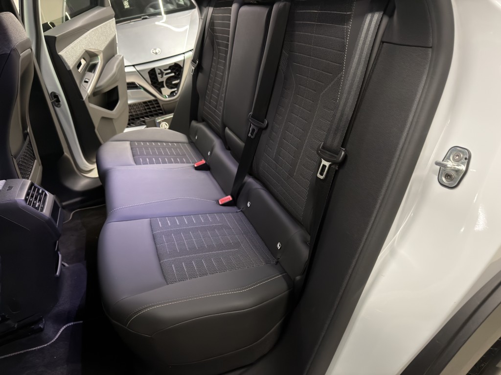 PEUGEOT 3008 1200 HYBRID 145 CV EDCS6 GT